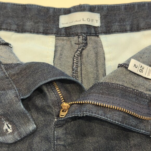 Loft Dark Rinse Soft Denim Shorts, Sz 2/26 - Picture 2 of 5